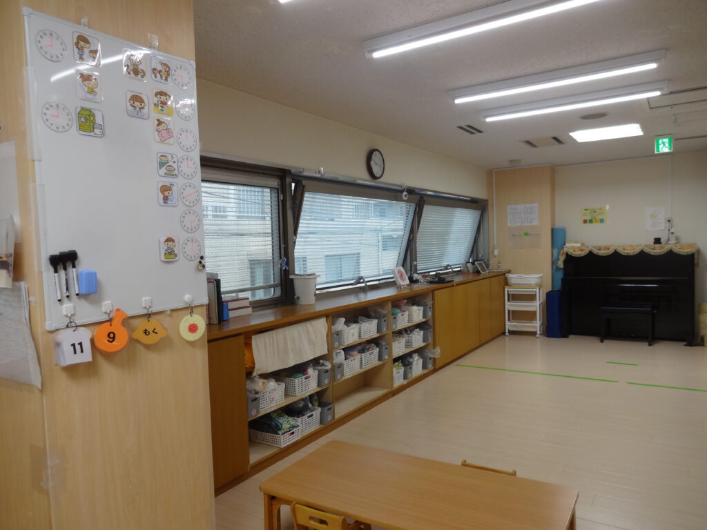 【令和7年度 活動報告】とうきょう すくわくプログラム「えいごのことばであそんでみよう」