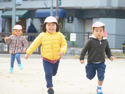 あーす保育園 六本松